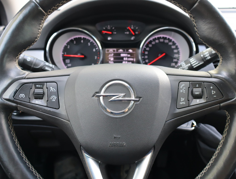 Opel Astra, 2020