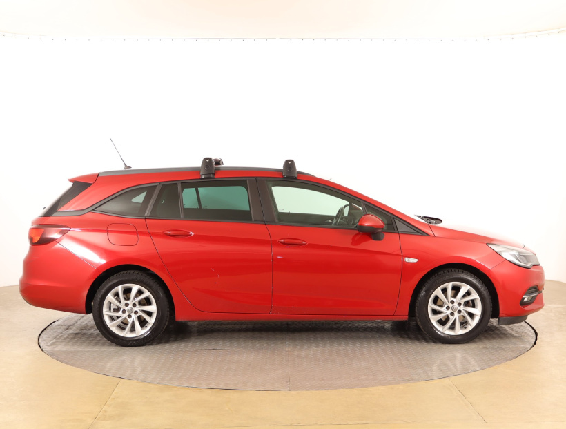 Opel Astra, 2020