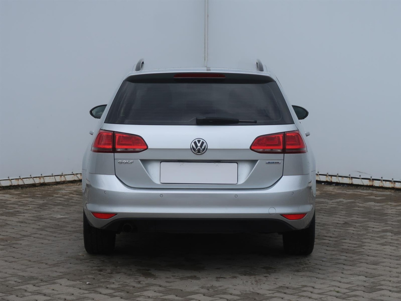 Volkswagen Golf, 2016