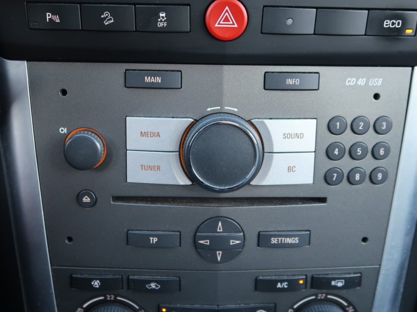 Opel Antara, 2015