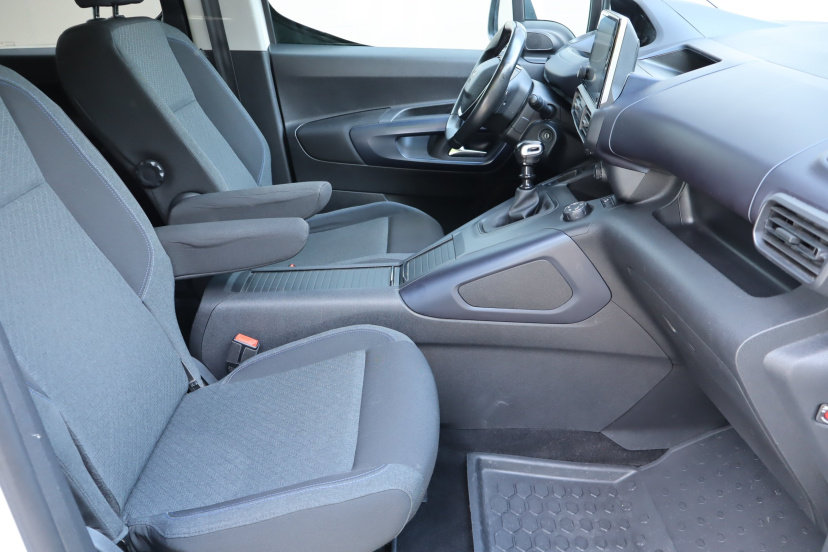 Peugeot Rifter, 2018