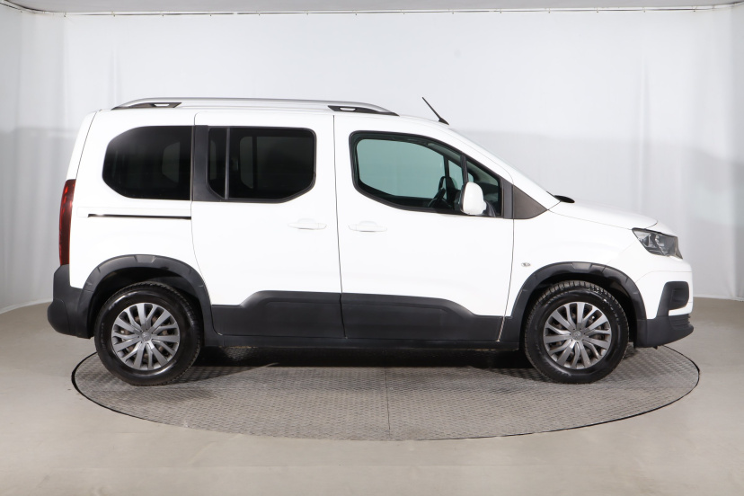 Peugeot Rifter, 2018