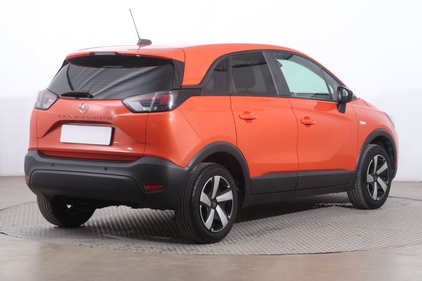 Opel Crossland, 2022