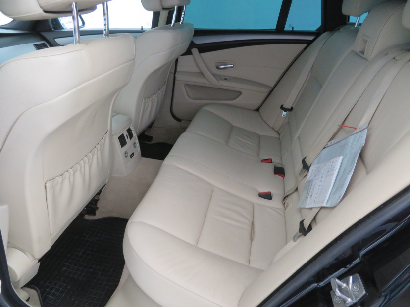 BMW 5, 2010