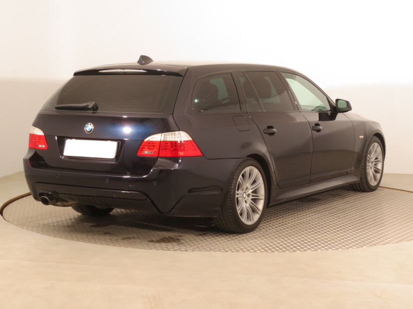 BMW 5, 2010