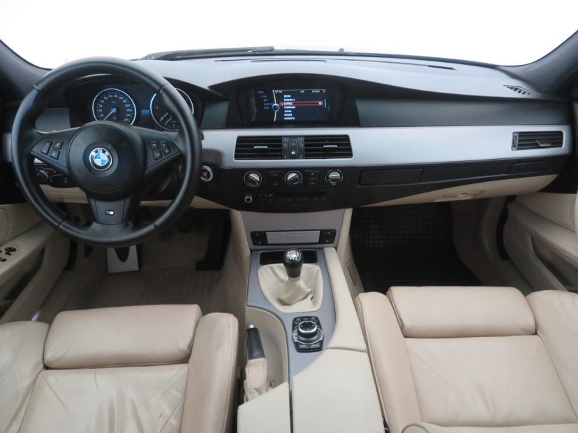 BMW 5, 2010