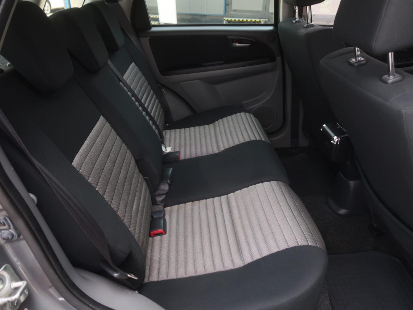 Suzuki SX4, 2009