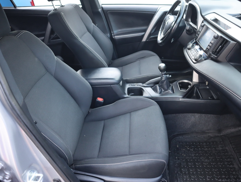 Toyota RAV 4, 2018