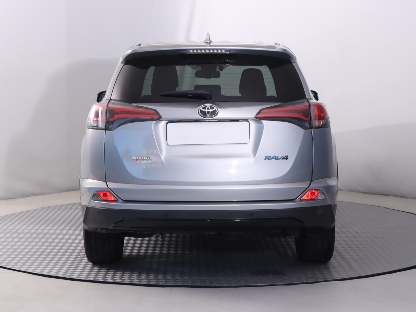 Toyota RAV 4, 2018