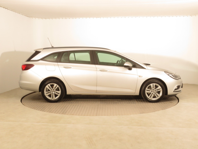Opel Astra, 2016