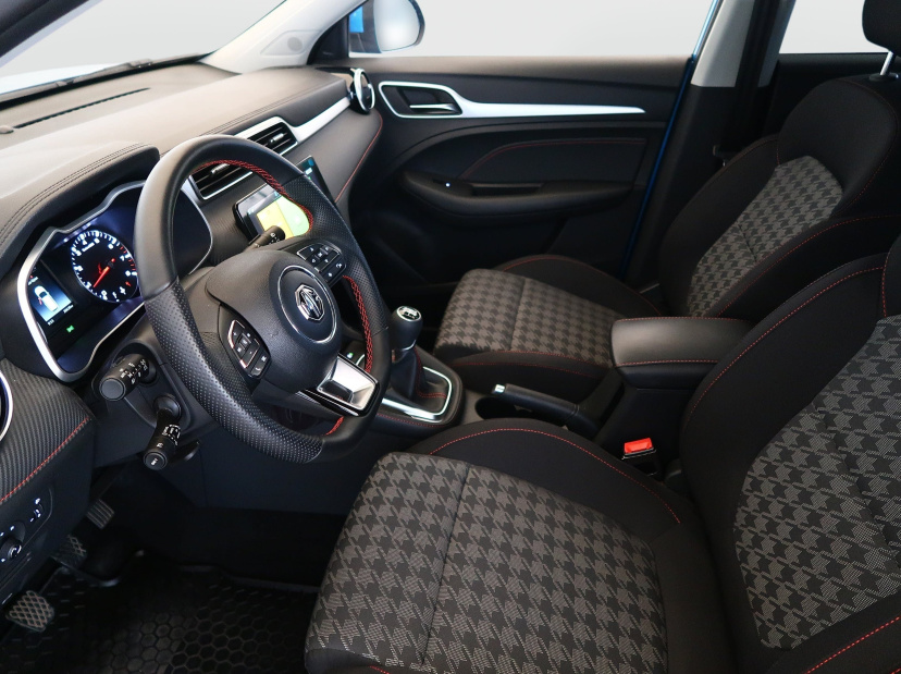 MG ZS SUV, 2024