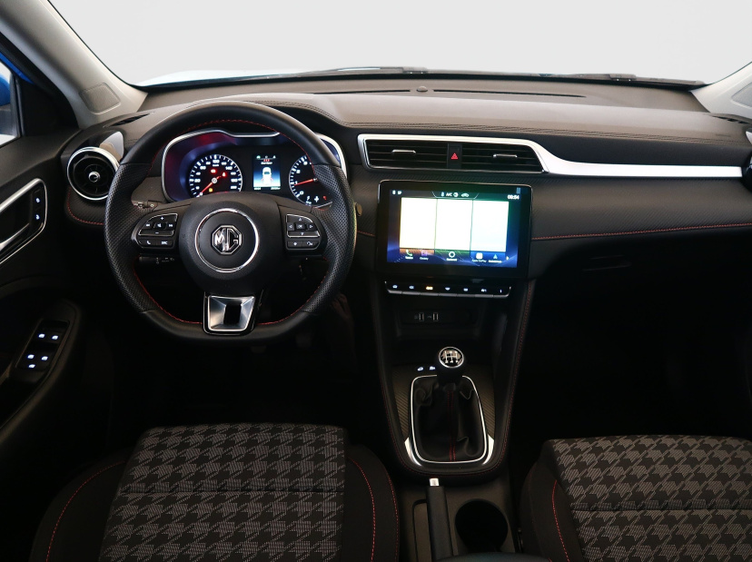 MG ZS SUV, 2024