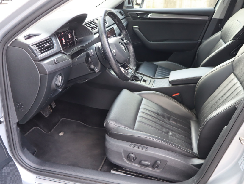 Škoda Superb, 2021