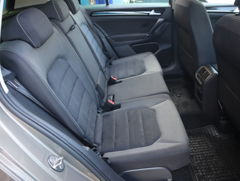 Volkswagen Golf Sportsvan, 2016