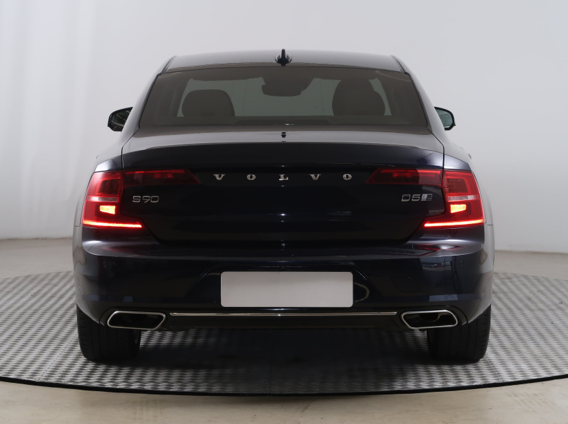 Volvo S90, 2018