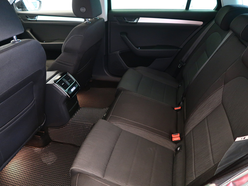 Škoda Superb, 2019