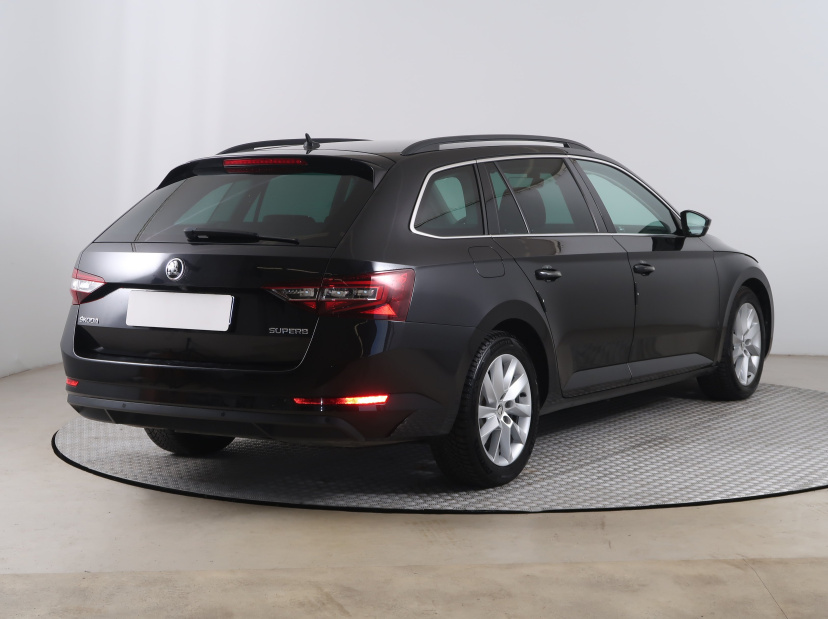 Škoda Superb, 2019
