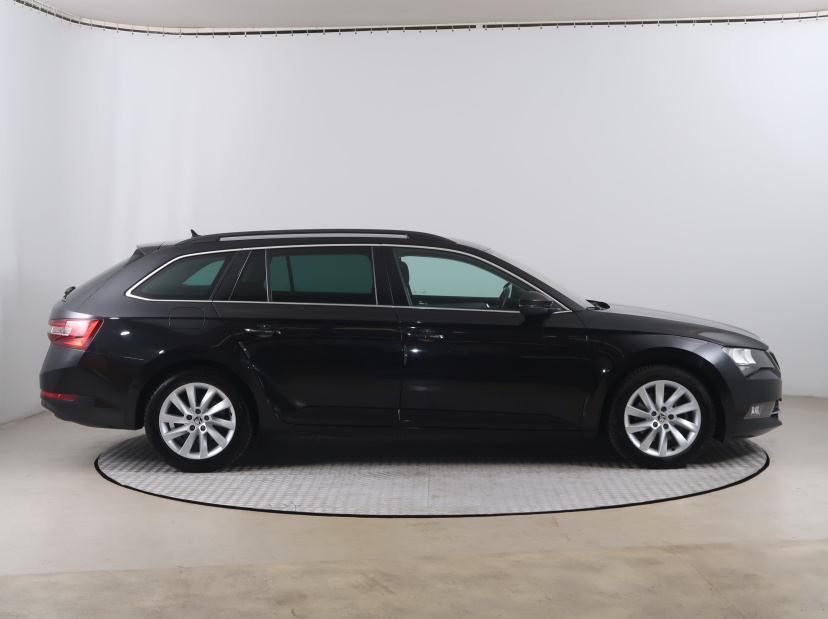 Škoda Superb, 2019