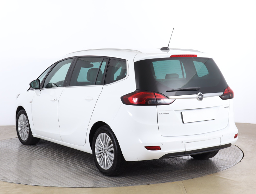 Opel Zafira, 2017