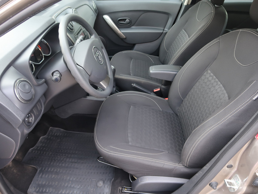 Dacia Logan, 2013