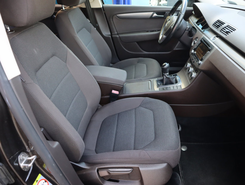 Volkswagen Passat, 2013
