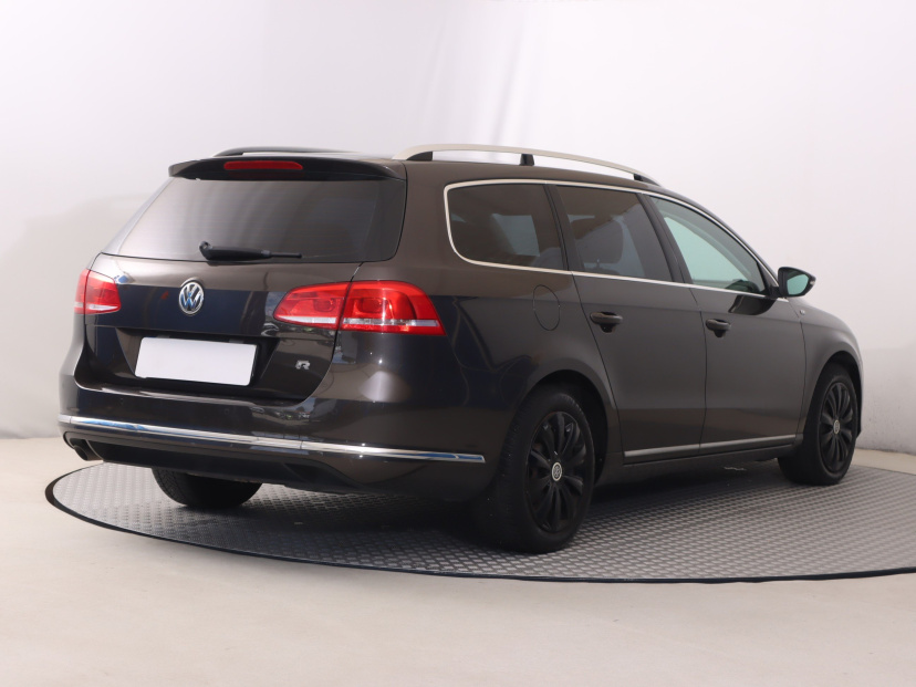 Volkswagen Passat, 2013