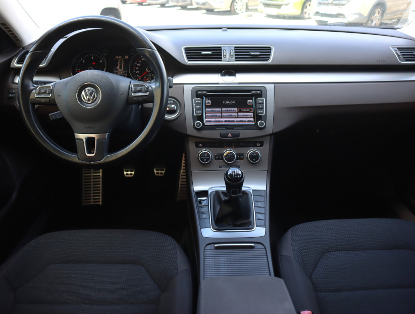 Volkswagen Passat, 2013