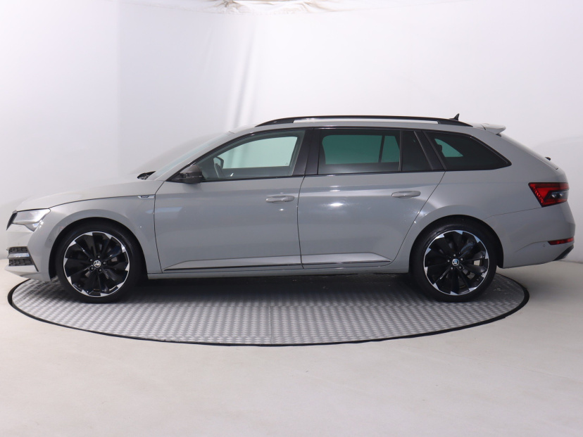 Škoda Superb, 2022
