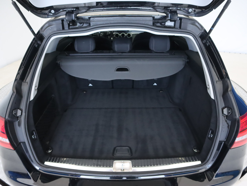 Mercedes-Benz C, 2018