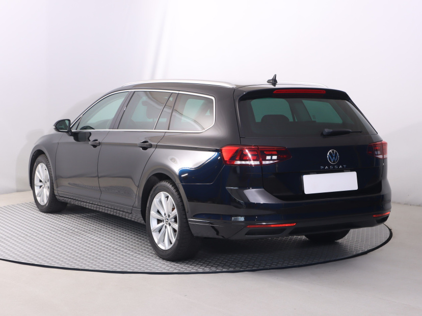 Volkswagen Passat, 2023