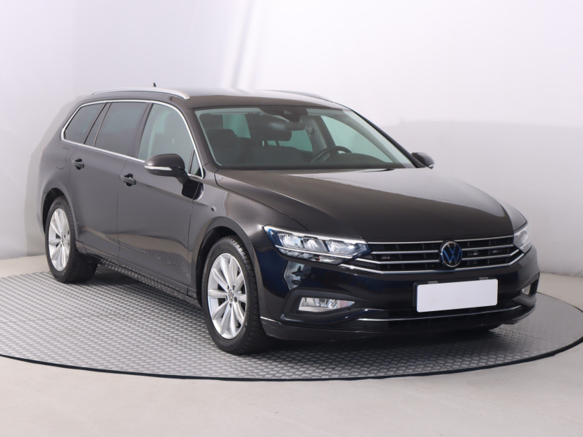 Volkswagen Passat, 2023