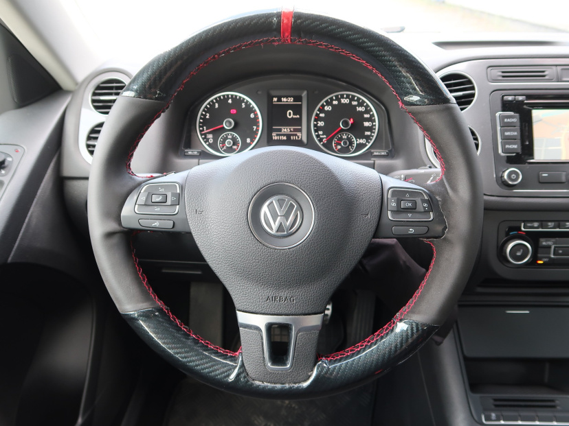 Volkswagen Tiguan, 2012