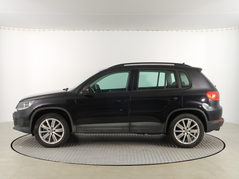 Volkswagen Tiguan, 2012