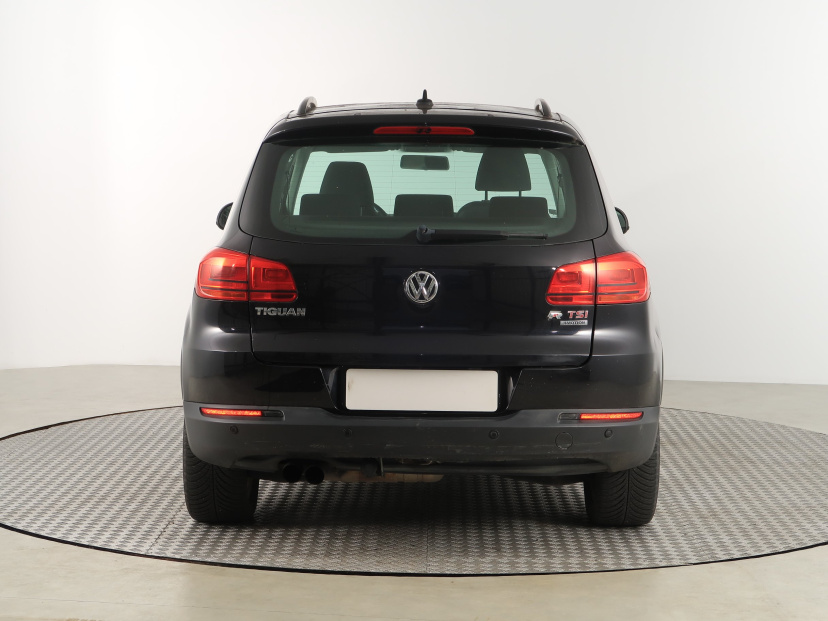 Volkswagen Tiguan, 2012