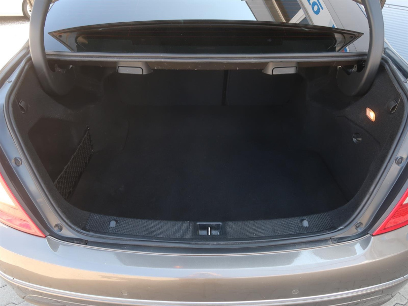 Mercedes-Benz C, 2010