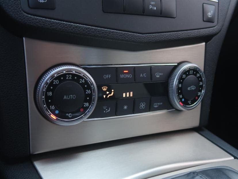 Mercedes-Benz C, 2010