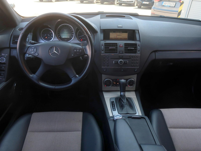 Mercedes-Benz C, 2010