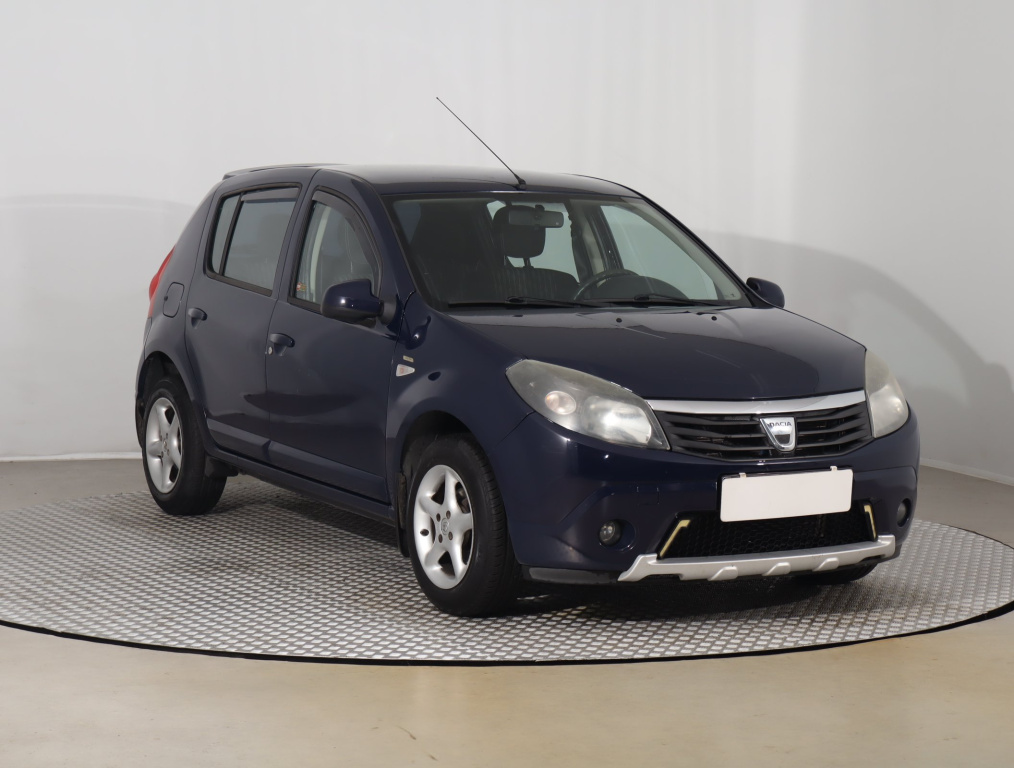 Dacia Sandero, 2011