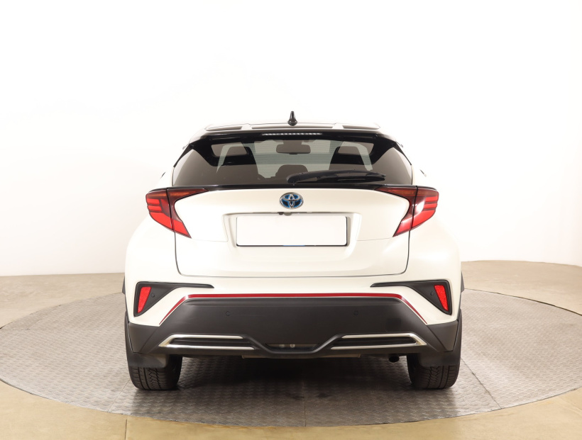 Toyota C-HR, 2020