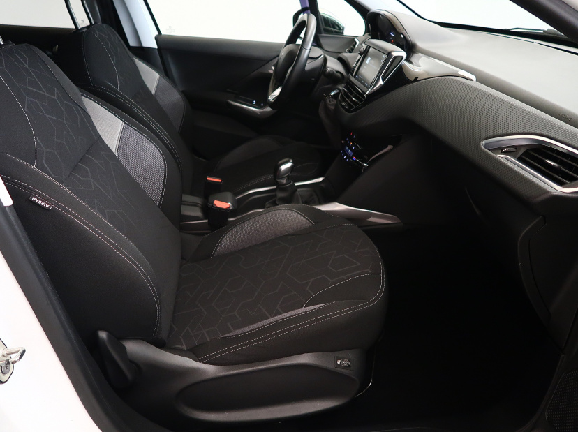 Peugeot 2008, 2017