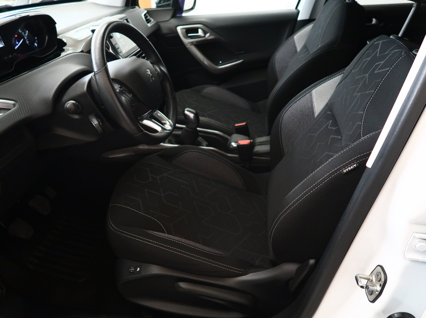 Peugeot 2008, 2017