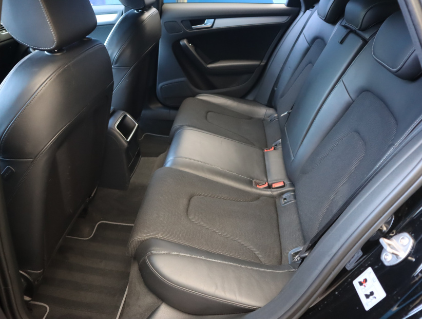Audi A4, 2014
