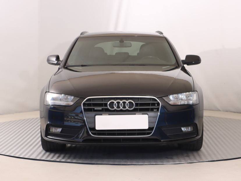 Audi A4, 2014