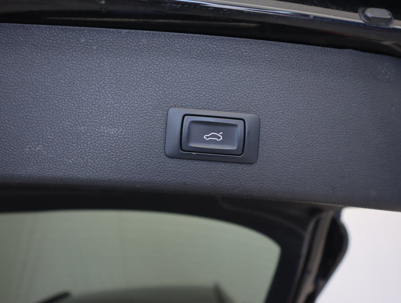 Audi A4, 2014