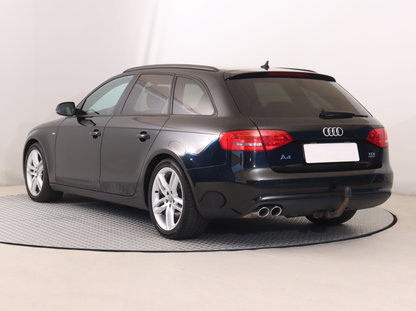 Audi A4, 2014