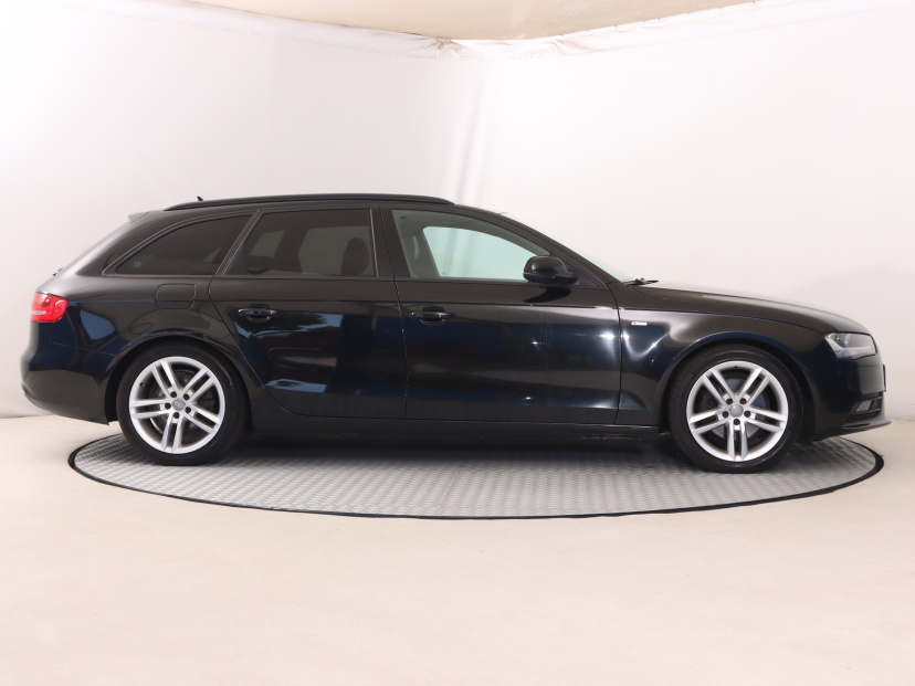 Audi A4, 2014