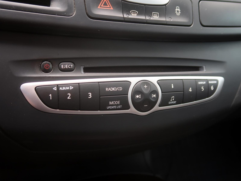 Renault Laguna, 2009