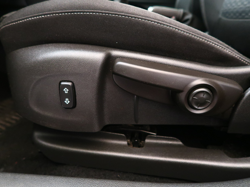 Opel Astra, 2019