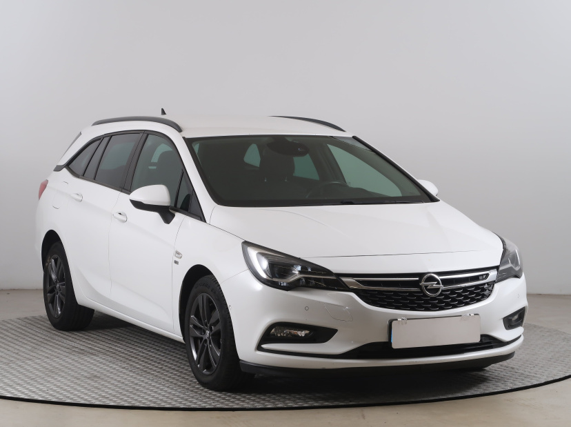 Opel Astra, 2019