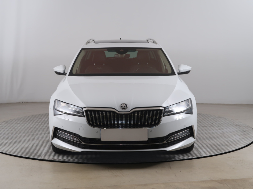 Škoda Superb, 2020